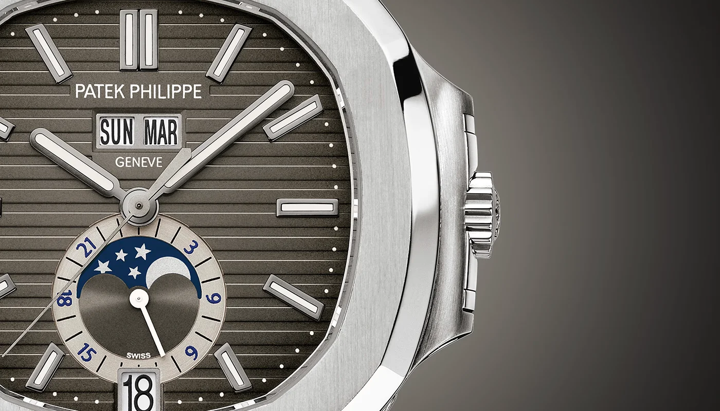 Nautilus Annual Calendar 40.5mm Steel Charcoal Gray Dial Ref. 5726A - Image 5