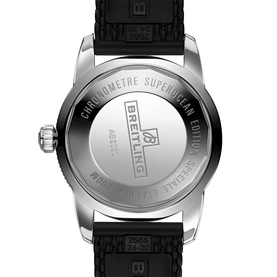 Superocean Heritage 46 Classic Heritage Diver - Green Dial and Performance Rubber Strap - Image 4