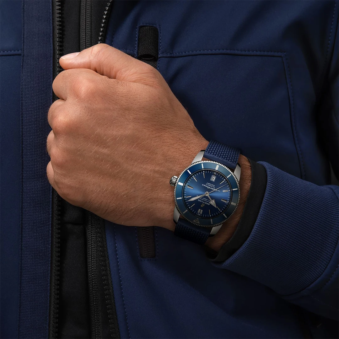Superocean Heritage 46 Classic Maritime Blue Diver - Deep Blue Dial and Mesh-Textured Rubber Strap - Image 5