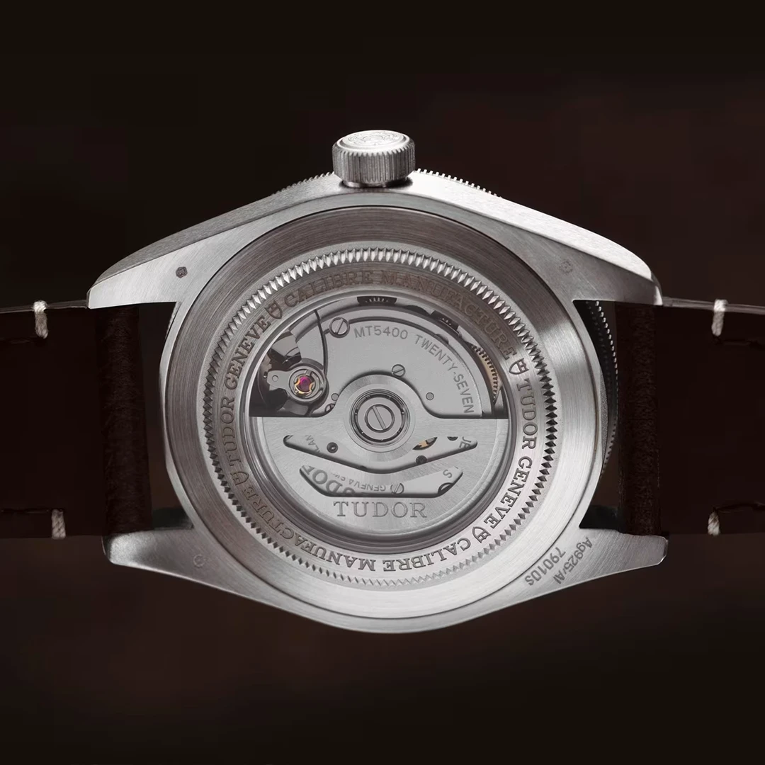 Black Bay 58 Series Silver Tone Heritage Diver - Taupe Dial and Dark Brown Leather Strap - Image 4