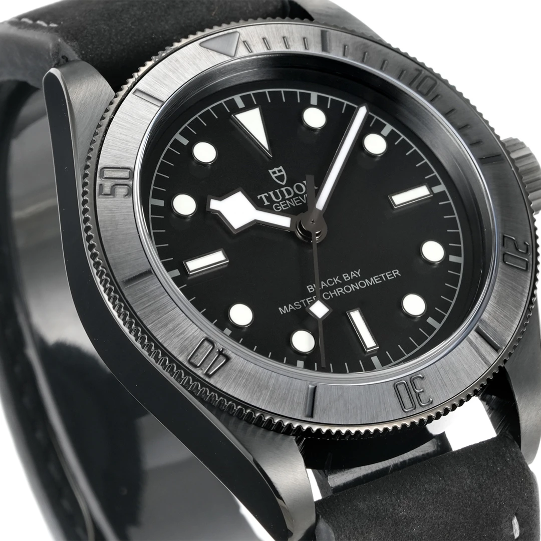 Black Bay Dark Knight Edition Ceramic Style All-Black Matte Stealth Diver Watch Leather-Rubber Hybrid Strap - Image 3