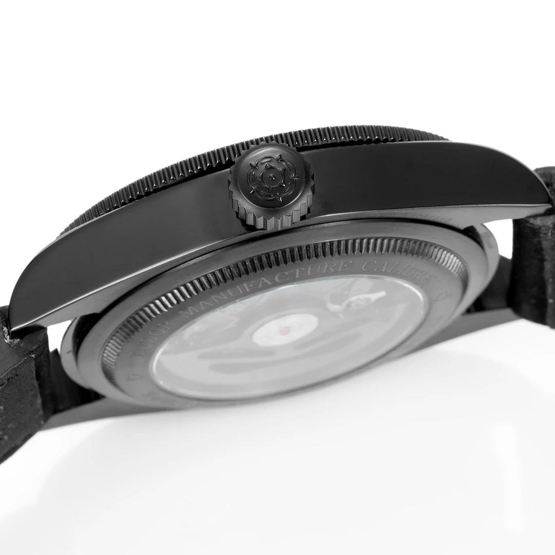 Black Bay 41mm All-Black Ceramic Style Watch - Matte Black "Stealth" Divers Watch - Image 3
