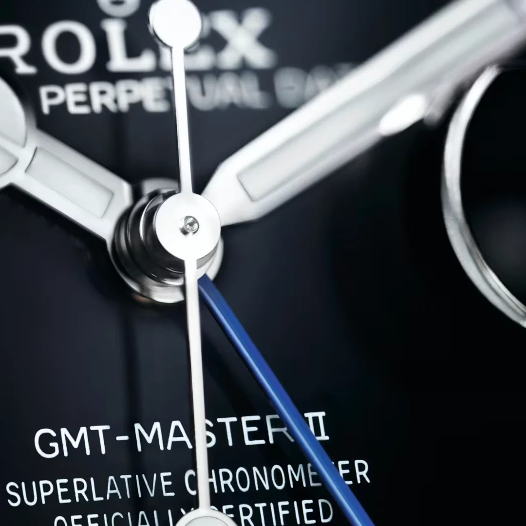 GMT-Master II 40mm Black/Blue Bezel Jubilee Ref. 126710BLNR - Image 5